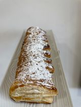 Caña de hojaldre rellena de crema