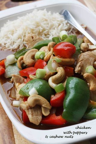 Chicken with cashewnuts