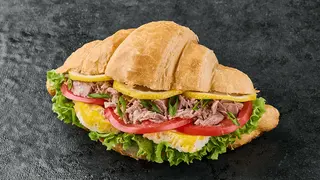 Croissant z Tuńczykiem