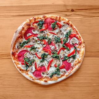 Pizza Spinaci Salami mała