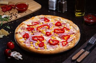 Pizza Taraneasca Ø 32cm