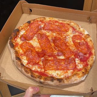 Salamino e gorgonzola al piatto