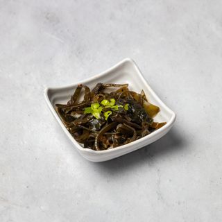 Hladna salata od morskih algi