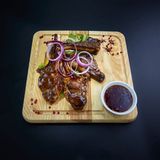 Бараньи ребрышки в кисло-сладком соусе