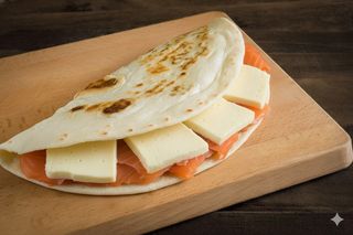 Piadina salmone e provola