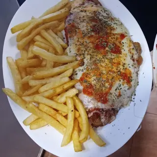 MILANESA A LA NAPOLITANA CON GUARNICION (1 sola a eleccion)