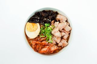 Кимчи рамен с курицей