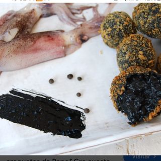 Croquetas De Chipirones En Su Tinta (8 Uds.)