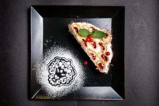 Кушма луй Гугуцэ/ Cusma lui Guguta