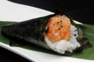 153. Temaki Spicy Sake (1 Pz.)