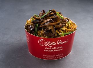 Bun Xao Rau - Tăiței prăjiți cu legume