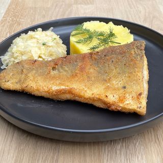 Fish&Chips zestaw - frytki, surówka