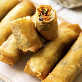 Golden Fried Vegetables Spring Rolls 4 PCS