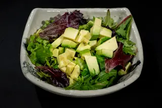 018. Ensalada De Aguacate