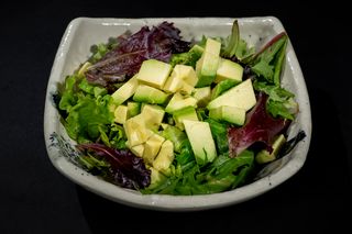 018. Ensalada De Aguacate