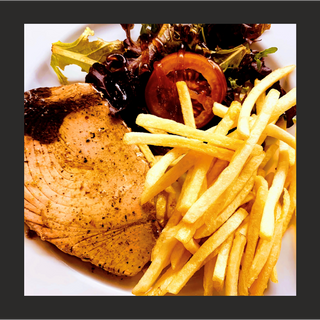 Bife de Atum com Molho à Escolha