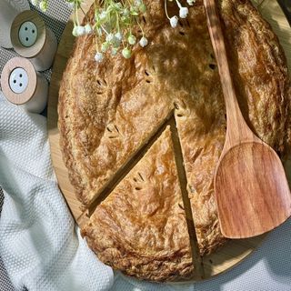 Пирог с мясом и картофелем 1/8