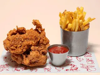 Pollo Frito EL MEXICANO + Patatas Fritas + Salsa