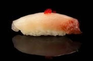 273. Nigiri ricciola