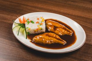 16. File orade u soja sosu sa rižom