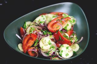 კიტრი პამიდვრის სალათა