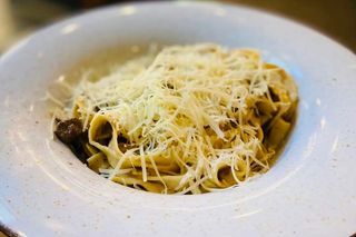 Паста с телешко месо и трюфел паста (400г)