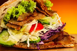 Mega kebab wołowy w chlebie