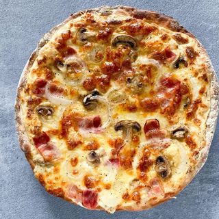 Pizza Carnívoras Carbonara