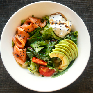 ორაგულის და 
კრემ-ყველის სალათი