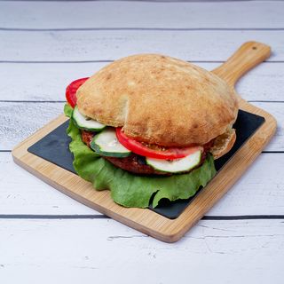 Gurmanska pljeskavica + Coca-Cola