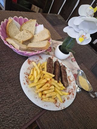 Meniu mititei