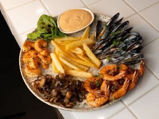 ЦІЛА ТАРІЛКА МОРІКІВ