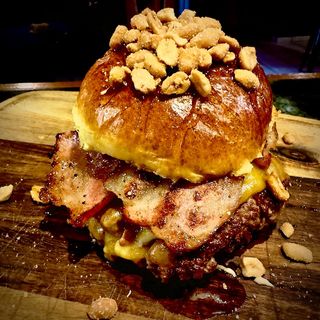 ANTONY´S + patatas + bebida