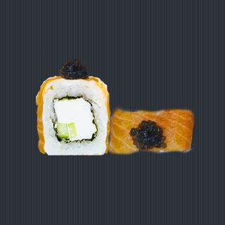 Филадельфия с копченным лососем