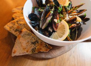 Cozze Bianco pentru 2 persoane