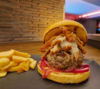 Hamburguesa La Puerka