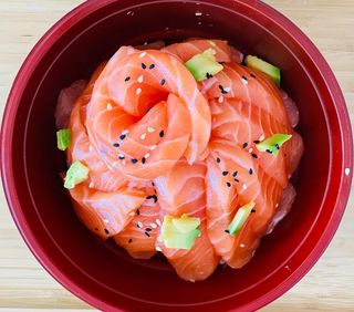 177. Chirashi salmone