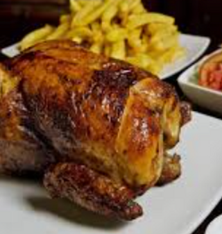 1/2 Pollo A La Brasa Entero Con Salsa Natural
