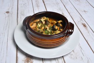 Rapane in sos de vin si usturoi