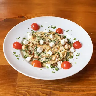 Spaghetti ze szpinakiem i kurczakiem