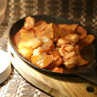 Gamberi con patate alla piastra