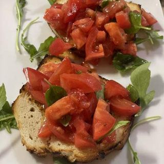 Bruschetta pomodoro e basilico 2szt.