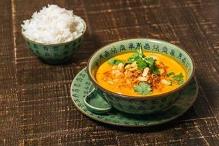 CURRY THAI MASSAMAN CON TOFU