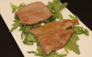 294. Tagliata di manzo e rucola - 4 pezzi 