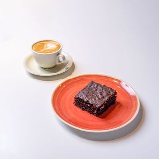 Pack sin gluten: Café con leche + ración brownie