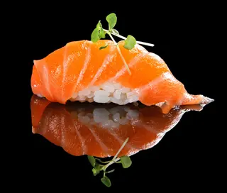 N1.Nigiri De Salmón (2 Pzas.)