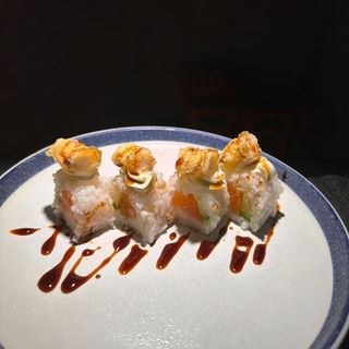 Shiro uramaki salmon eb