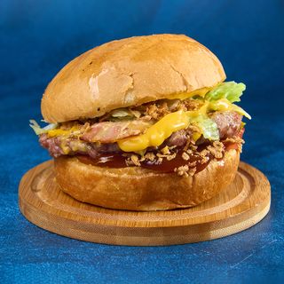 BBQ bacon burger