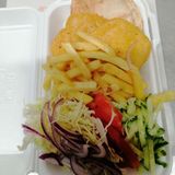 Порция с пилешки шницел