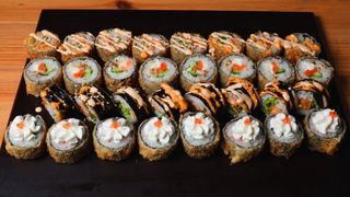 Сет "Темпура"+ Пицца "Маргарита" в подарок!